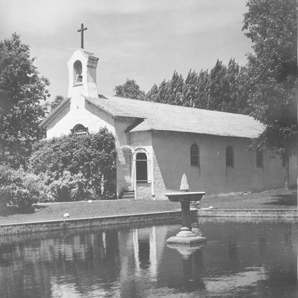 Chapelle construite en 1921 selon les plans de Joseph Ovide Turgeon et démolie en 1953.